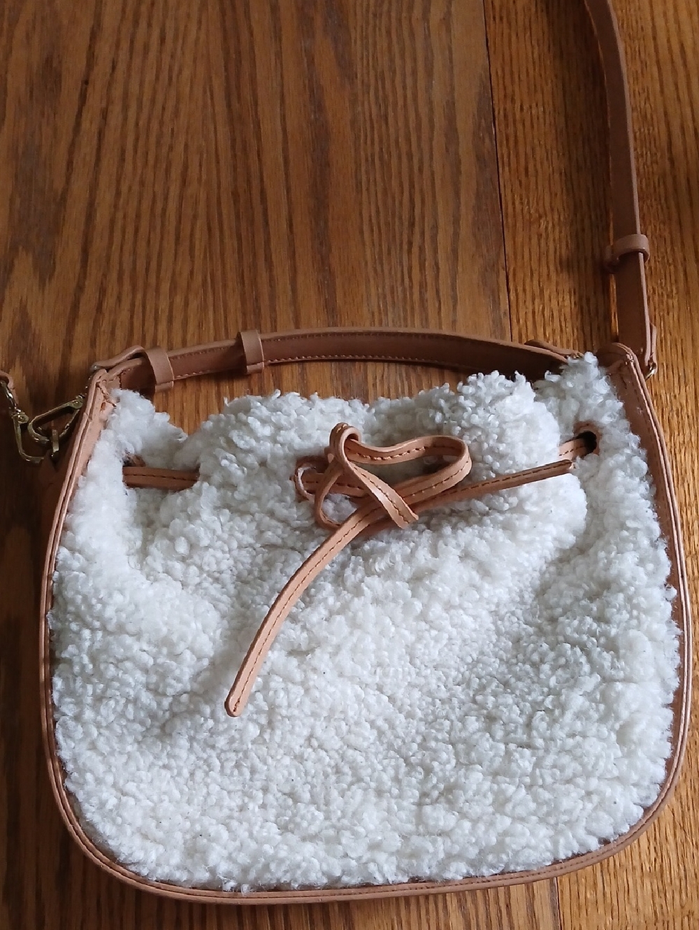 Zara Faux Fur Crossbody Bucket Bag - Picture 3 of 8